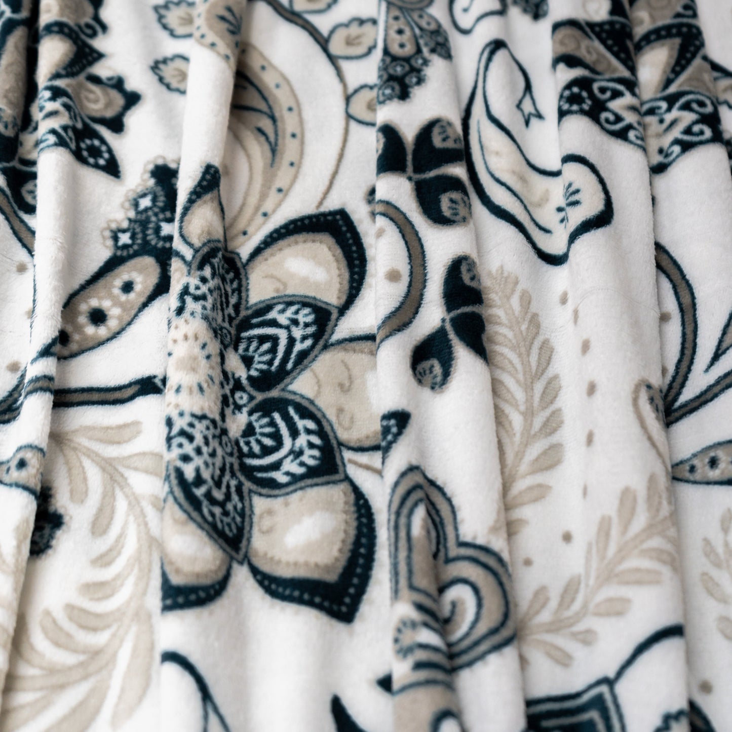 Sábana Flannel King Size BOLONIA Con 2 Fundas