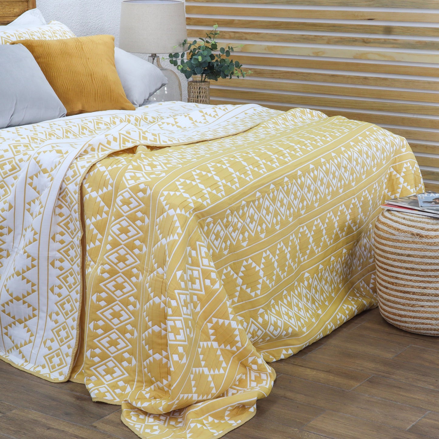EDREDÓN JACQUARD INCA AMARILLO