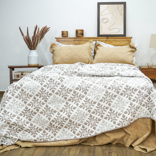 EDREDÓN JACQUARD MOSAICO BEIGE